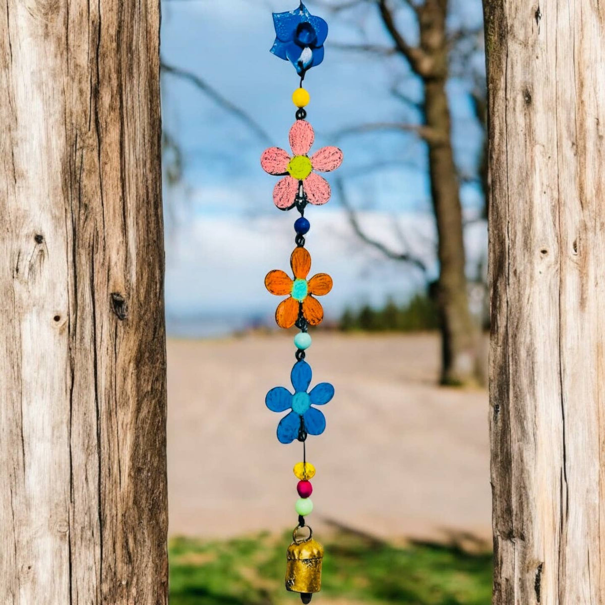Metal Flower Wind Chime With Bell Ornament