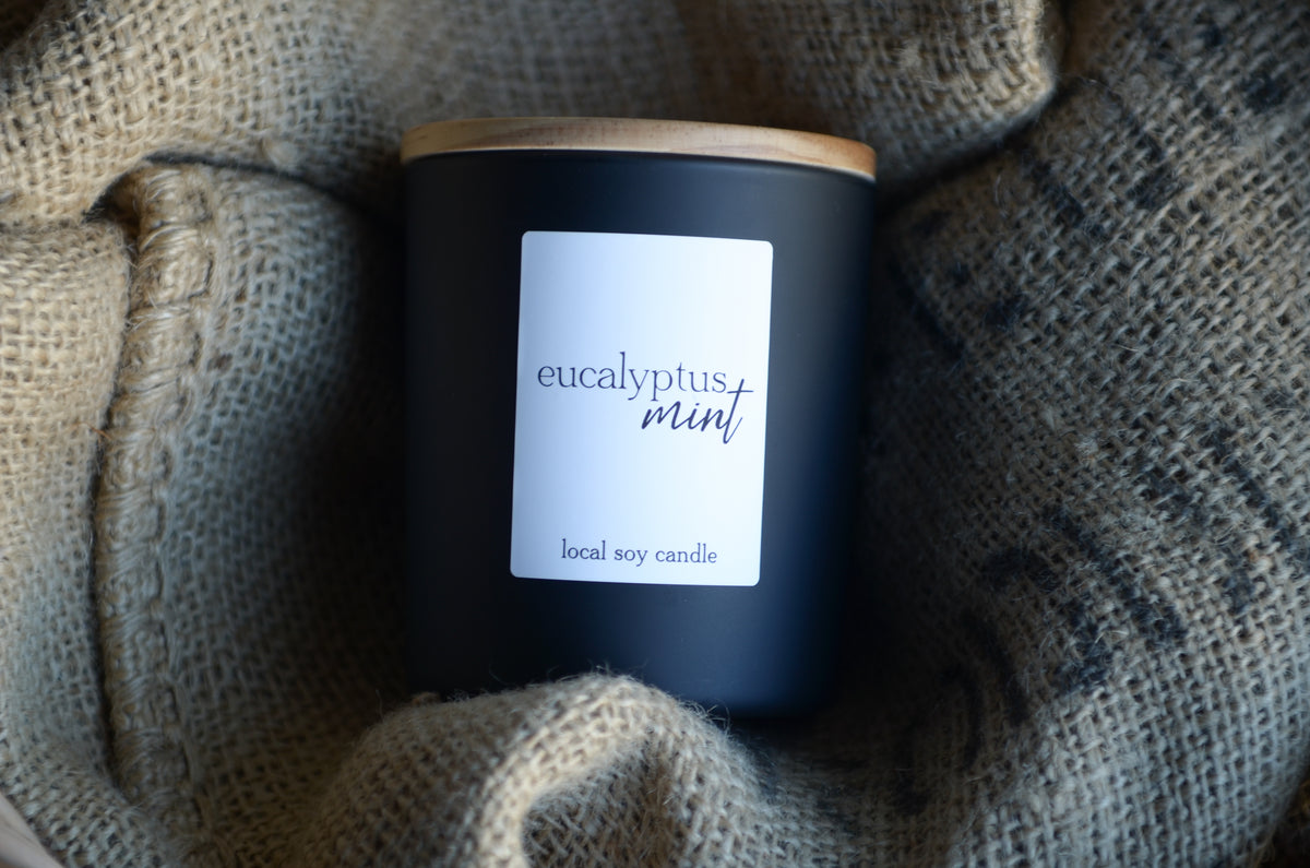Simplicity Custom Candles 14oz